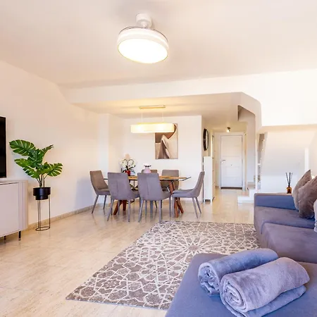 Panoraminiai 3 Aukstu Namai Virs Vandenyno Apartamento
